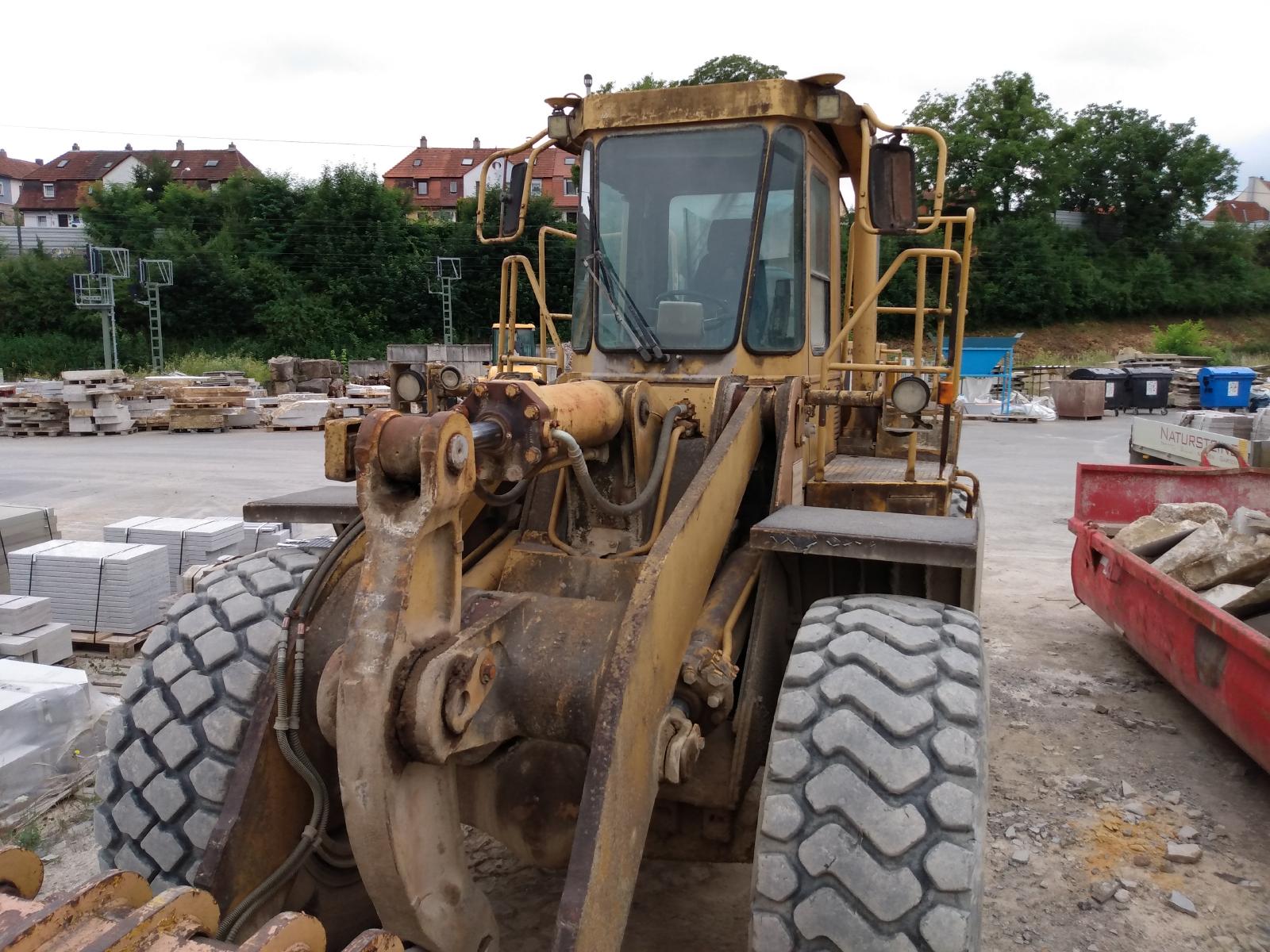 CATERPILLAR 966D front loader