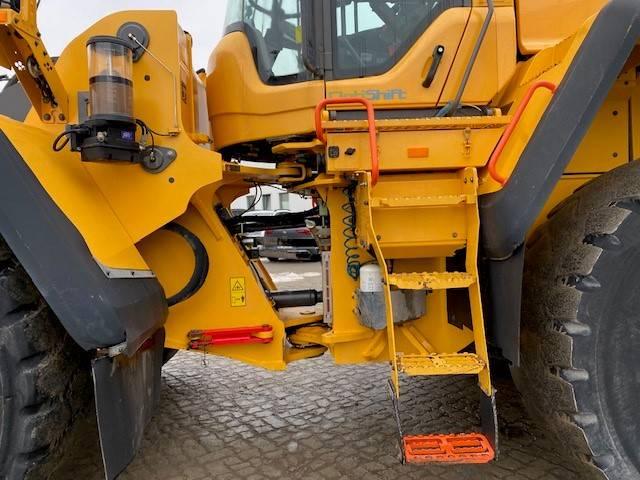 VOLVO L150H front loader