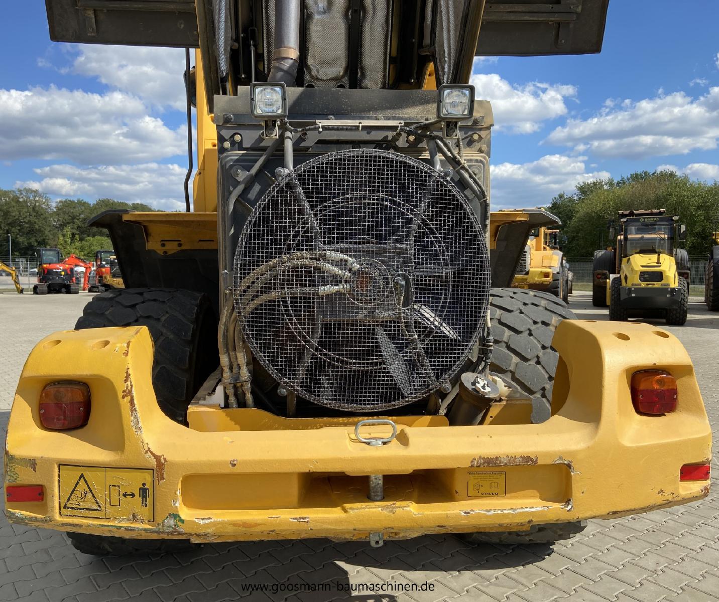 VOLVO L60G front loader