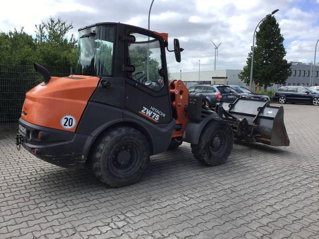 HITACHI ZW 75 front loader