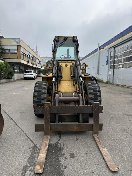 CATERPILLAR IT 12 F front loader