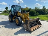 CATERPILLAR 908M front loader