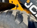 JCB 407 front loader