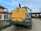 LIEBHERR L 550 front loader