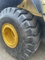 KOMATSU WA470-5 front loader