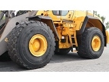 VOLVO L220H front loader