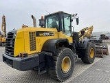 KOMATSU WA270-7 front loader