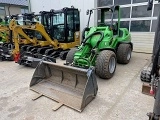 AVANT Avant 860i front loader