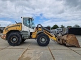 LIEBHERR L 538 front loader