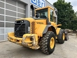 VOLVO L 90 E front loader