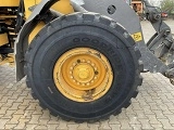 VOLVO L90F front loader