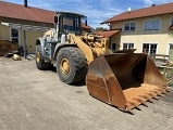 LIEBHERR L 580 front loader