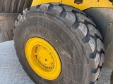 KOMATSU WA500-7 front loader