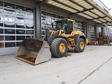 VOLVO L110H front loader