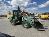 CATERPILLAR 906M front loader