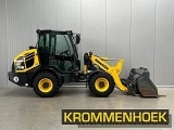 KOMATSU WA70M-8E0 front loader