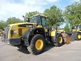 KOMATSU WA380-7 front loader