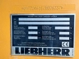 LIEBHERR L 586 front loader