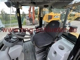 CATERPILLAR 906M front loader