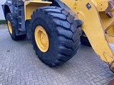 KOMATSU WA500-7 front loader