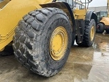 CATERPILLAR 982M front loader