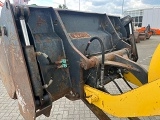 KOMATSU WA70-5 front loader