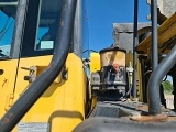 KOMATSU WA380-6 front loader