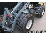 GIANT G2500HD front loader