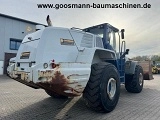 LIEBHERR L 586 front loader