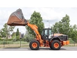 HITACHI ZW250-6 front loader