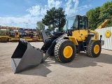 KOMATSU WA250PT-5 front loader