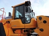 VOLVO L180H front loader