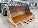 VOLVO L220F front loader