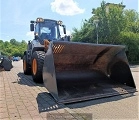 LIEBHERR L 524 front loader