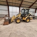 CATERPILLAR 906 front loader