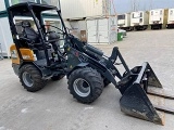 GIANT V 452 T X-TRA front loader