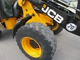 JCB 407 front loader