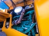 VOLVO L220 front loader