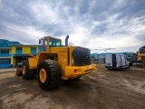 VOLVO L220 front loader