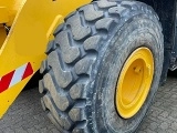 KOMATSU WA475-10E0 front loader