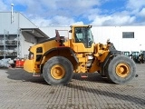 VOLVO L220H front loader