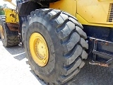 KOMATSU WA500-6 front loader