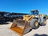 LIEBHERR L 586 front loader