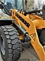 LIEBHERR L 524 front loader