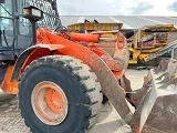 HITACHI ZW 220-5 front loader