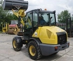 KOMATSU WA65-5 front loader