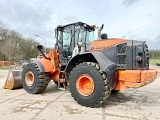 HITACHI ZW 220-5 front loader