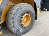 VOLVO L220G front loader