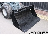 GIANT G2500HD front loader