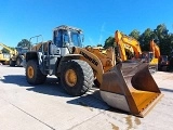 LIEBHERR L 586 front loader